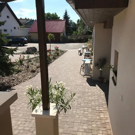 Kristály * Kisvárda