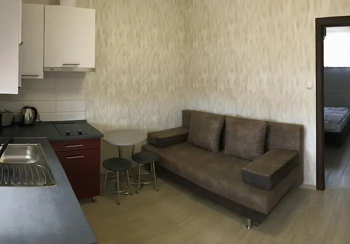 Bed & Breakfast Kristaly