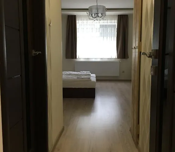 Kristaly Couette-café 4*