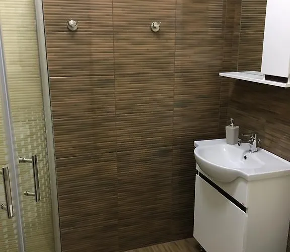 Kristaly Bed & Breakfast