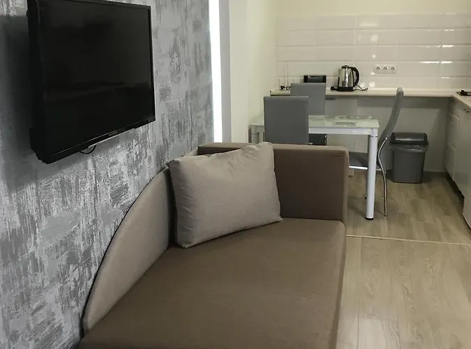 Kristaly Couette-café 4*