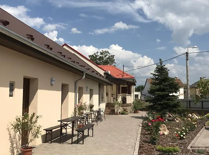 Bed & Breakfast Kristaly