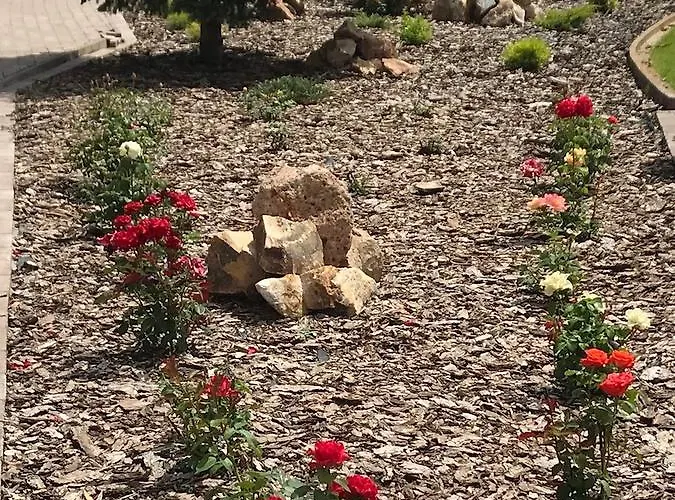 Kristaly Bed & Breakfast 4*